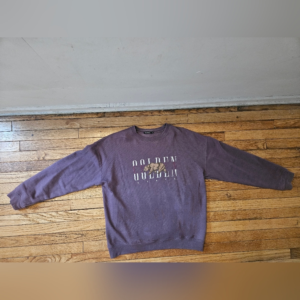Boohoo Purple Crewneck Graphic Sweater Relaxed Fit